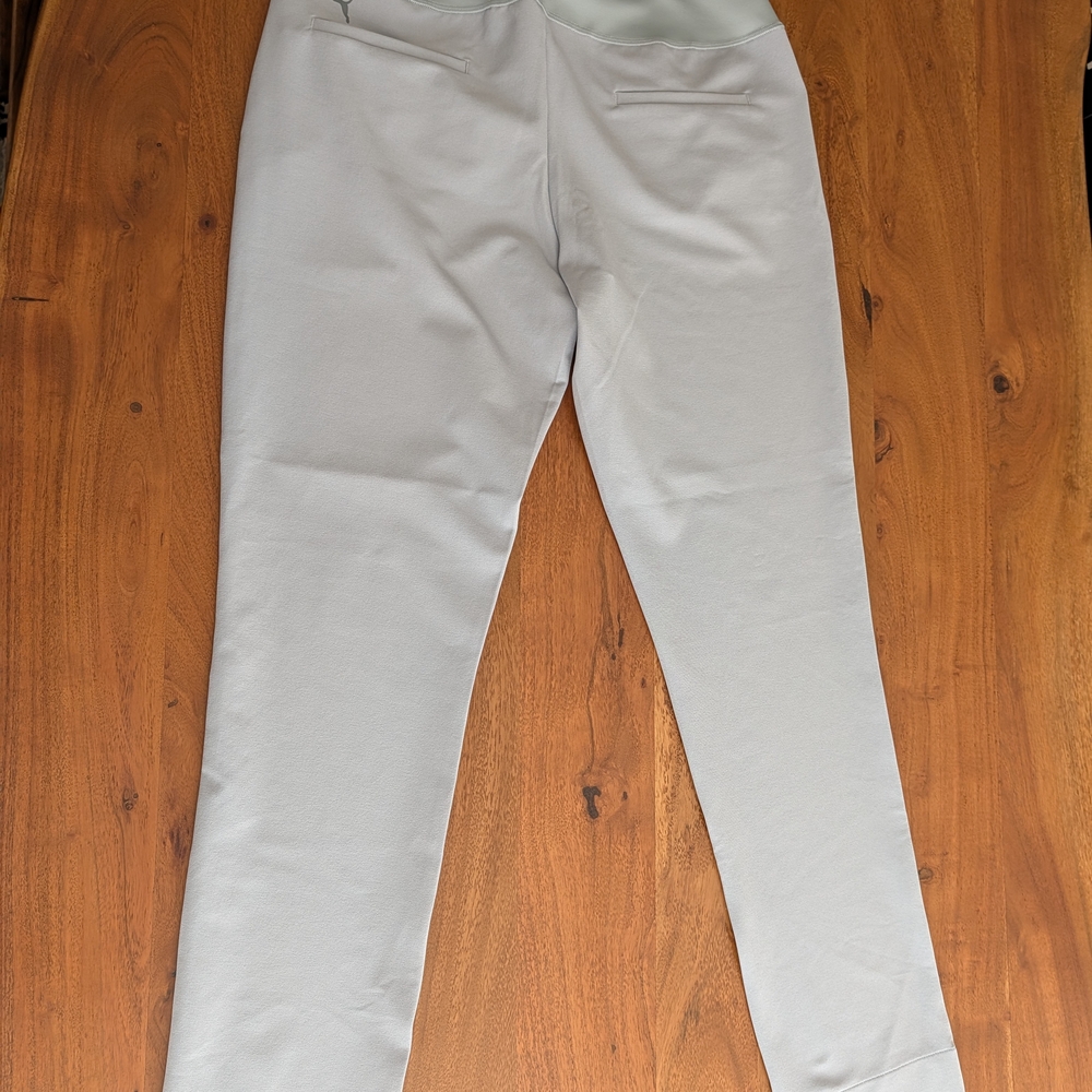 Puma Light Gray Activewear - Picture 4 of 7